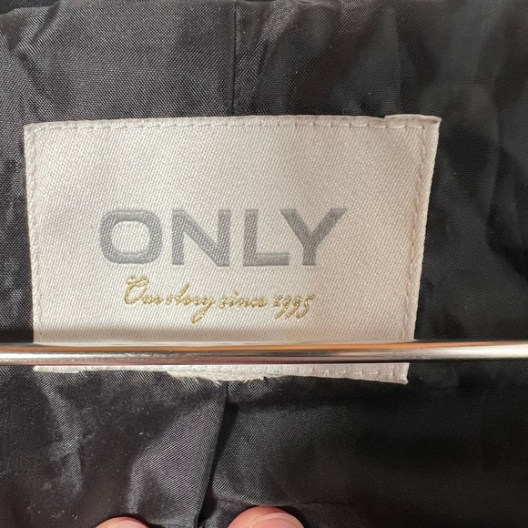 Rave Futuristic Metallic Silver Windbreaker ONLY Hooded Crinkle Zip Up Jacket - Picture 3 of 7